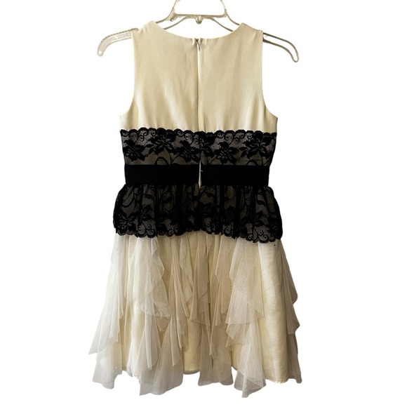 BCBG Girls Shantung Bodice Dress Winter White and Black Layered Tiered Tulle 12 - Picture 4 of 16